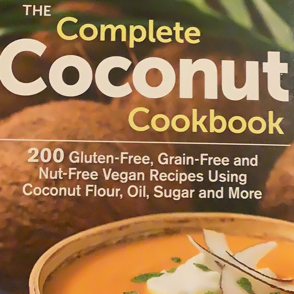 The complete coconut cookbook, in great shape. - Picture 2 of 10